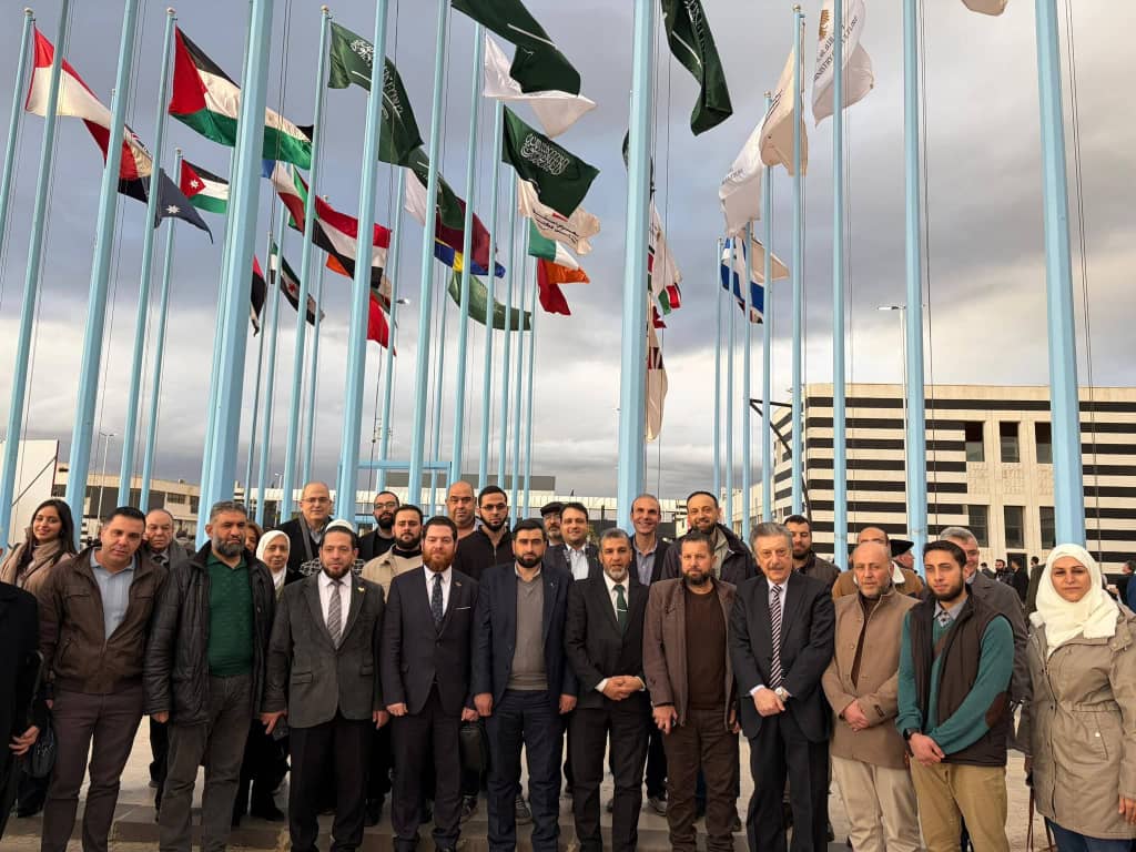 زيارة مؤسسة إدارة الموارد البشرية معرض الكتاب في مدينة المعارض في دمشق